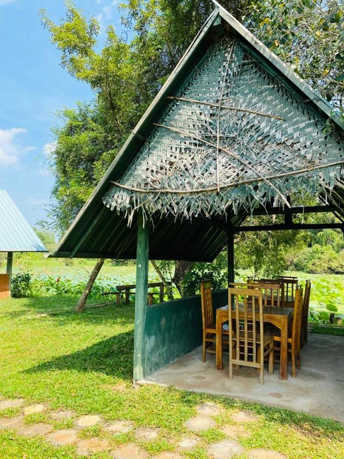 Meegahapokuna Resort Anuradhapura Exterior photo