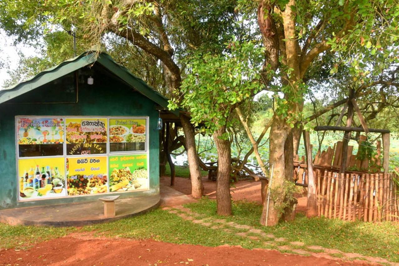 Meegahapokuna Resort Anuradhapura Exterior photo